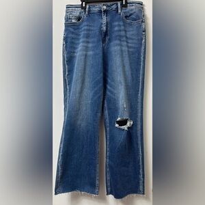 Vervet Stylish Blue Distressed Flare Jeans
Like new. Smoke free home